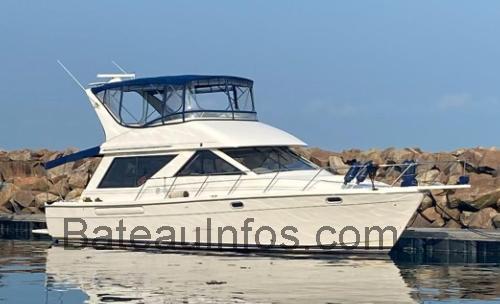 Bayliner 3988 Command Bridge fiche technique et avis